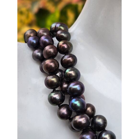 Vintage 3 Strand Peacock Majorica Faux Pearl Necklace with 14K Yellow Gold Clasp - Picture 2 of 9